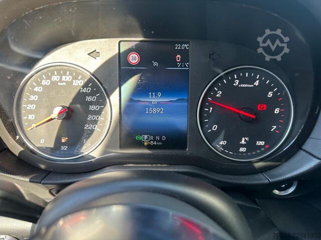 मिनिबस Mercedes-Benz T 180 Progressive Automatik Navi RFK LED