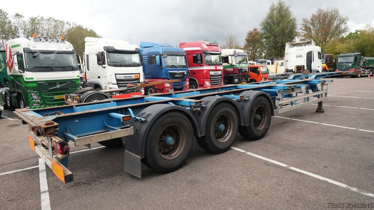 Konttikuljetukset Pacton 3 AXLE CONTAINER TRANSPORT TRAILER