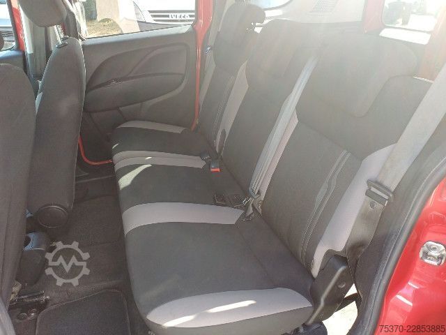 Панелен ван Fiat DOBLO