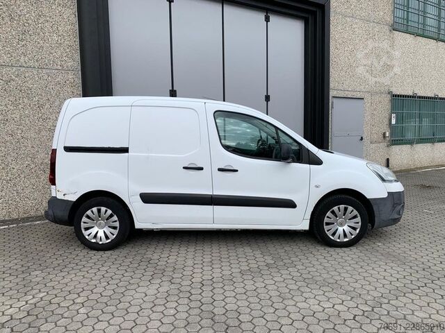 Furgoneta Citroën Berlingo Van L1 - 3 posti