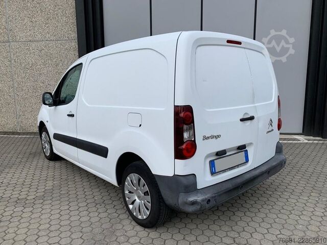 Furgoneta Citroën Berlingo Van L1 - 3 posti