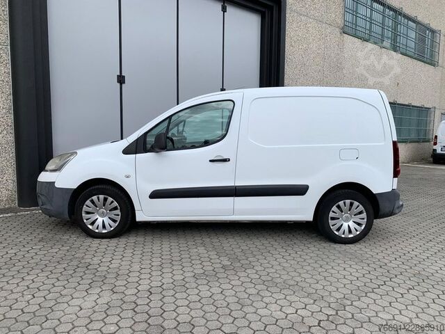 Furgoneta Citroën Berlingo Van L1 - 3 posti