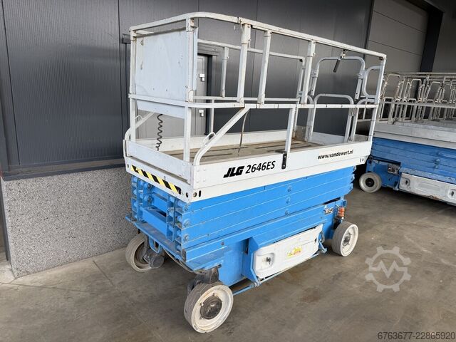 JLG 2646ES シザースリフト シザーブームリフト 2006年式 / 970時間 10メートル作業高 JLG 2646ES schaarlift schaar hoogwerker 2006 / 970uur 10mtr werkhoogte