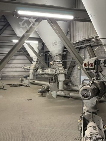 Betona prese BESSER BESSRE VIBROBLOCK 140/120