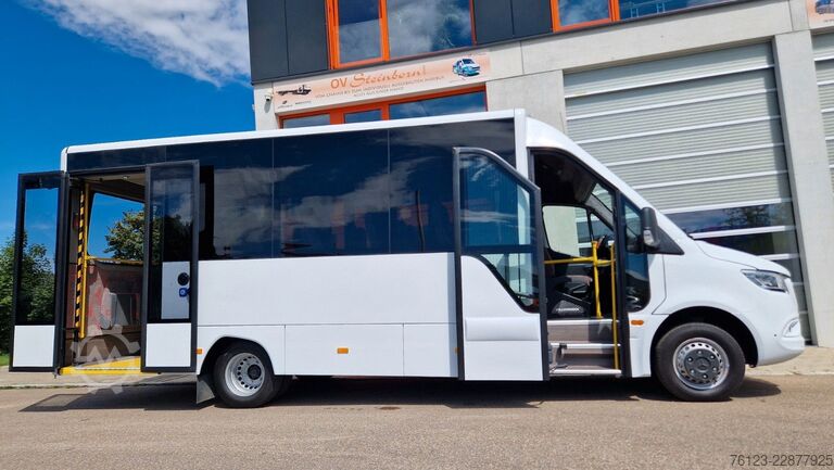 Autobus urbain MERCEDES-BENZ Heckniederflur Sprinter 517 / 4 er Bestuhlung
