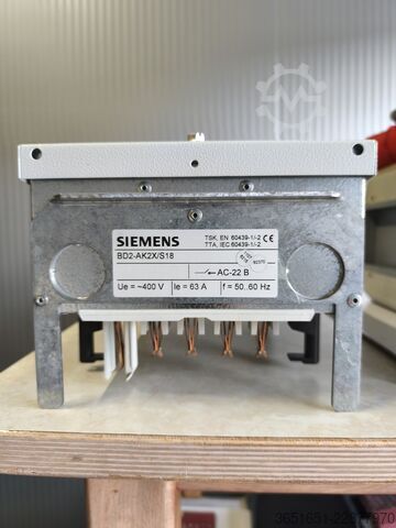 Apparecchi di manovra e controllo Siemens Siemens-Abgangskasten