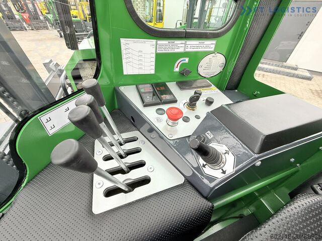 Stivuitor cu patru direcții Combilift C4500 DIESEL DUPLEX WIDE FORK POSITIONER