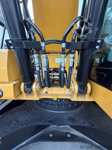 Rupsgraver CATERPILLAR 320 GC