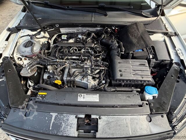 Minibus VW Passat Variant 1.6 TDI 88 KW Motorschaden.....