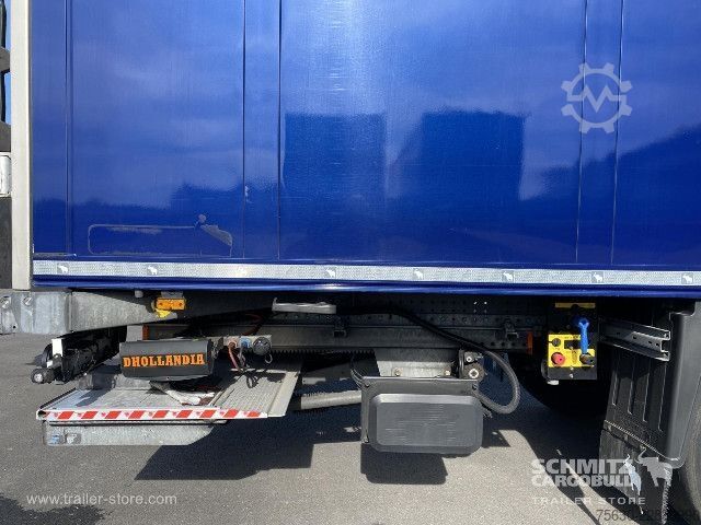 Semirimorchio frigorifero Schmitz Cargobull Semitrailer Reefer Standard Hayon