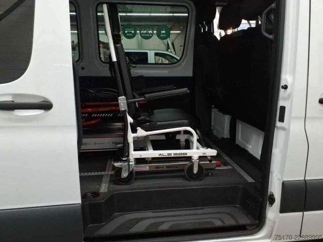 Rettungswagen Mercedes-Benz Sprinter 215 CDI 9G Krankentransport