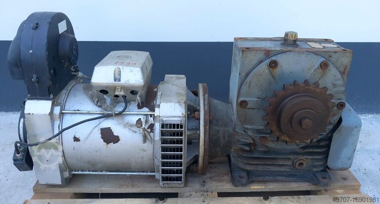 Redutor com motor de engrenagem Ziehl-Abegg Rfzu180.31-2/12