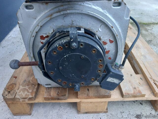 Redutor com motor de engrenagem Ziehl-Abegg Rfzu180.31-2/12