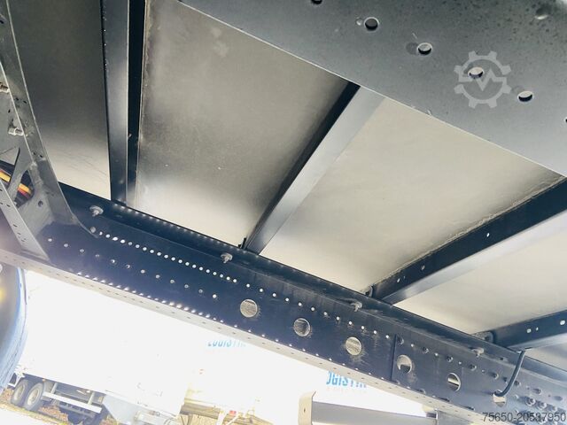 Box trailer Möslein TKO 105 D 7m weiß  Tandem- Koffer, Durchladbar, Neuwertig