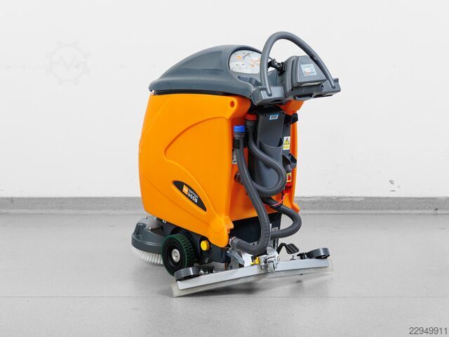 Taski Swingo 955 B עם סוללות חדשות Taski Swingo 955 B - 2021y - 2475m²/h