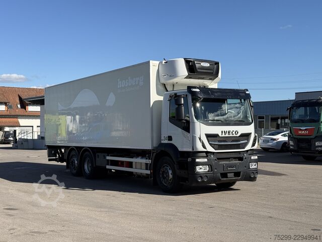 Iveco 260S40 6x2*4 Carrier refrigerated box truck Iveco 260S40 6x2*4 Carrier 1050