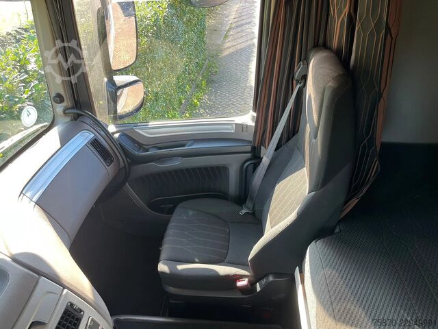 Standardni SZM DAF XF 530 FTG MANUAL