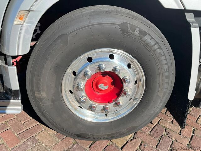 Standardni SZM DAF XF 530 FTG MANUAL