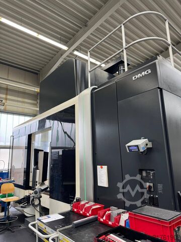 Centru de prelucrare CNC DMG DMU 210 P