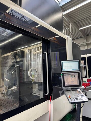 Centru de prelucrare CNC DMG DMU 210 P