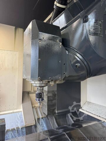 Centru de prelucrare CNC DMG DMU 210 P