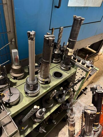 CNC – 5-teljeline töötluskeskus AUERBACH IA 5B 3200 RT