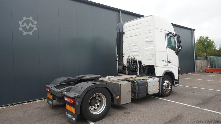 Standard-SZM Volvo FH 420 GLOBETROTTER EURO 6