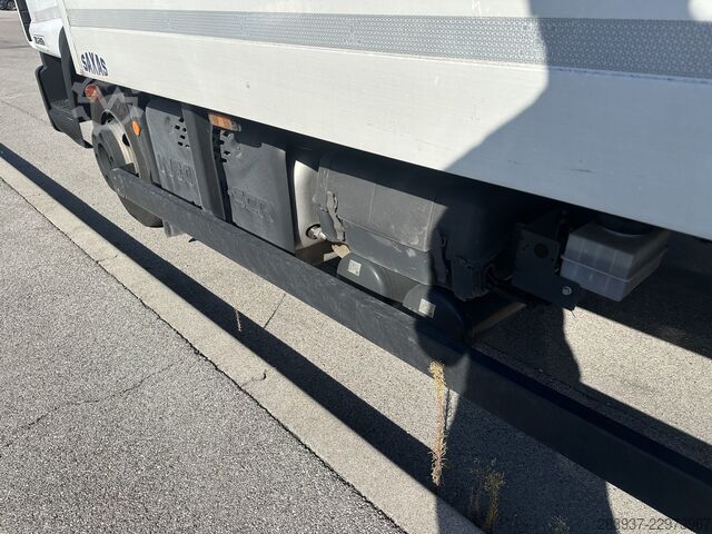 Dostavno vozilo s kesonom iveco ML 75E21 P EURO6