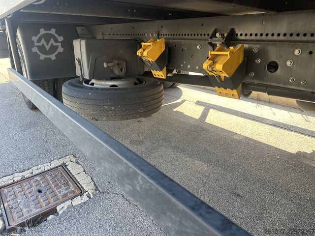 Dostavno vozilo s kesonom iveco ML 75E21 P EURO6
