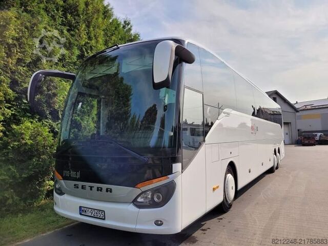 Bus antarkota Setra S 517 HS