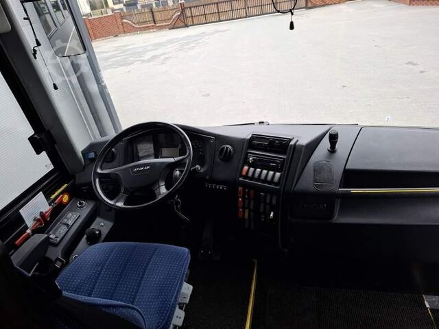 Kaupunkienvälinen linja-auto OTOKAR VECTIO