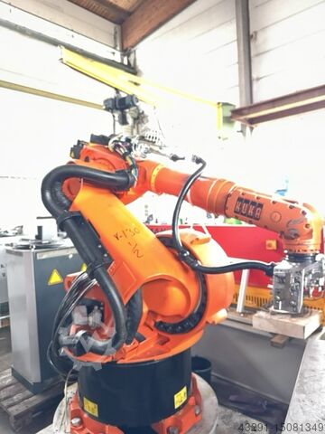 Промышленный робот 