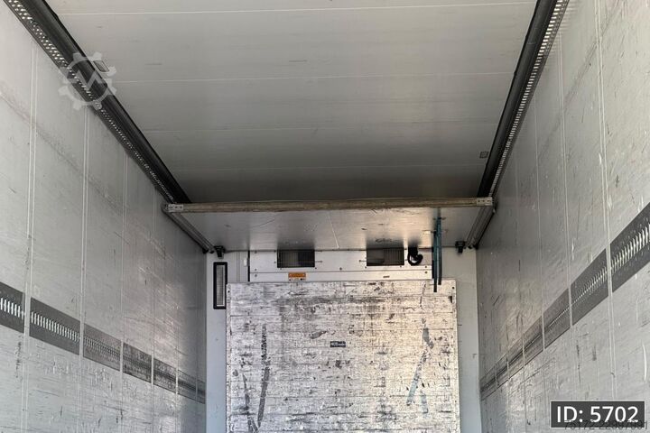  Krone SD / Carrier Vector 1950MT Dual temp / Disk bra...