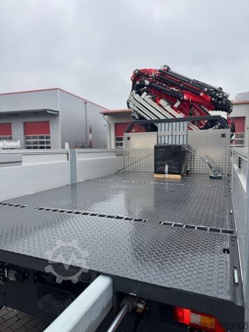 Lastebil med plan VOLVO FH 500 8x4 Kran F710 RA2.27 Jib & Winde Sofort