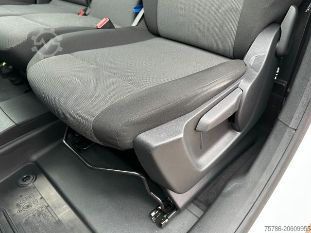 Furgoneta TOYOTA Proace City L1 Meister/ Comfort-Paket/ PDC/ AHK