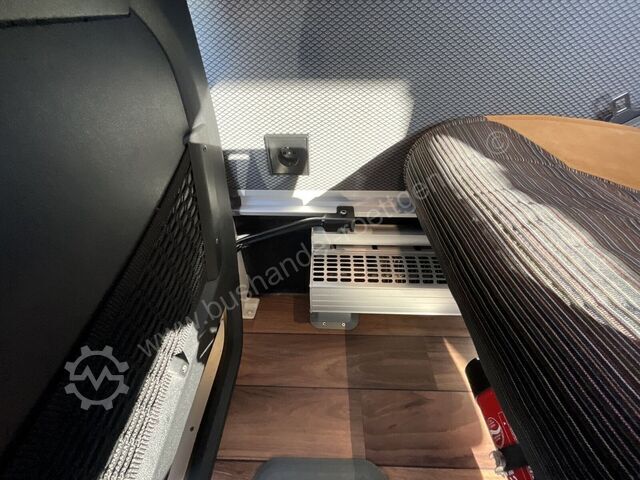 Reisibuss Mercedes-Benz Tourismo 16 RHD