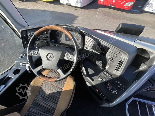 Reisibuss Mercedes-Benz Tourismo 16 RHD
