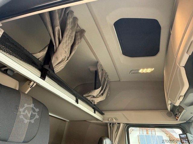 Tractor estándar DAF XG+ 530 NGD ACC+Intarder+ALU+Leder+2Tanks+TOP