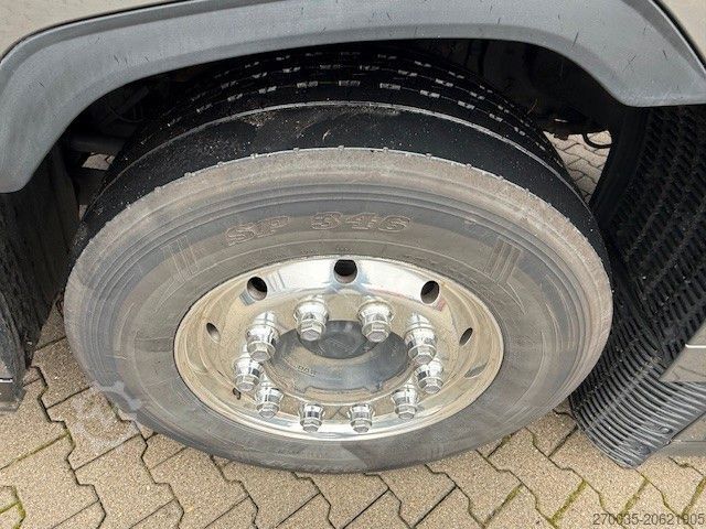 Tractor estándar DAF XG+ 530 NGD ACC+Intarder+ALU+Leder+2Tanks+TOP