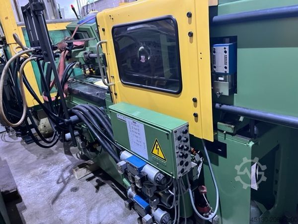 Машина за формоване чрез впръскване Arburg 220M 350-90