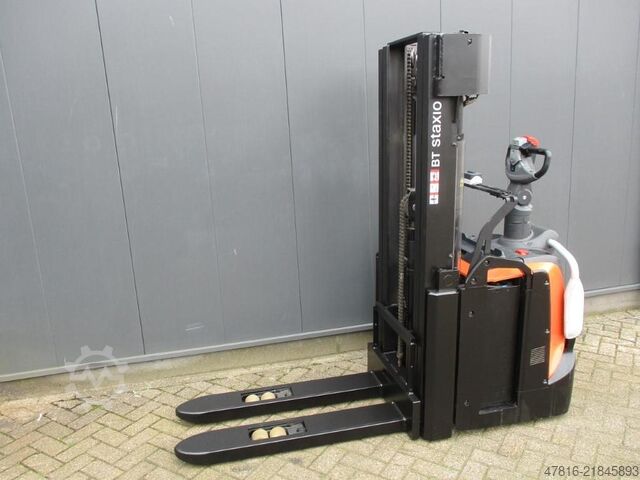 Hoogheffende palletwagen TOYOTA SPE140L