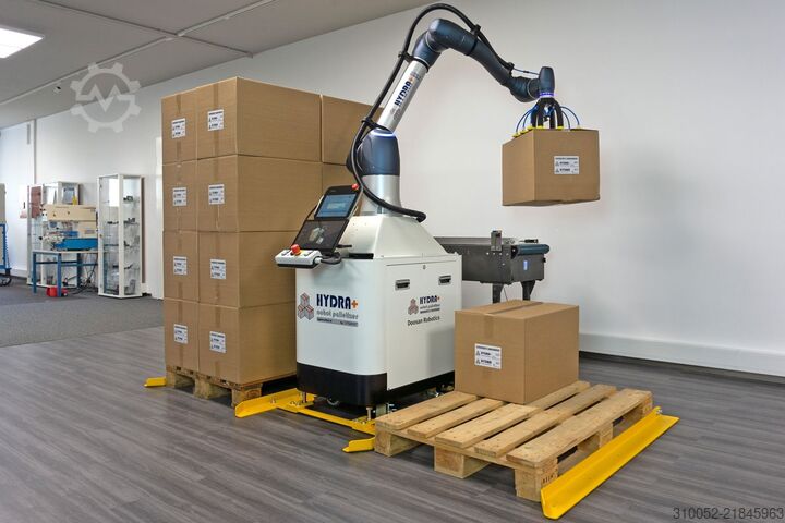 Système de palettisation par cobot FJ Mayer HYDRA cobot palletizer Vorführmaschine