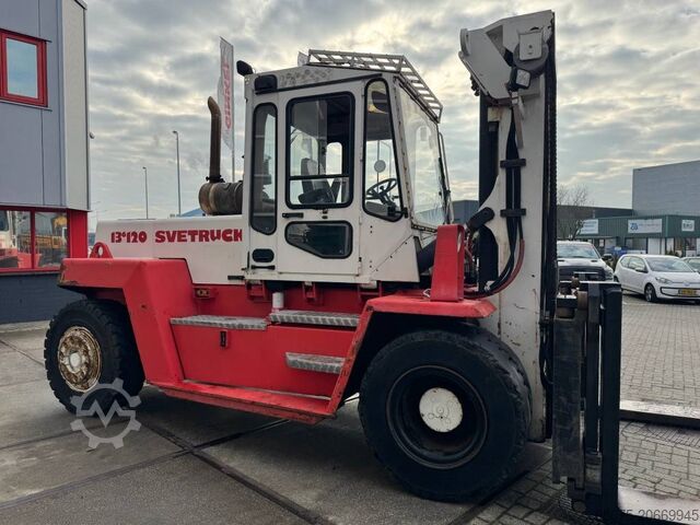 Xe nâng Svetruck 13,6- 1200