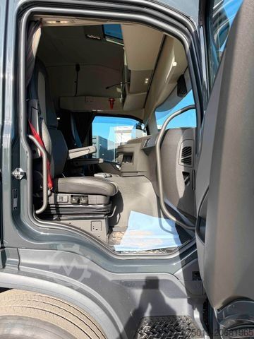 मानक ट्रैक्टर यूनिट VOLVO FM 430 Light 6,7 t., Kipphydraulik, MIETEN?