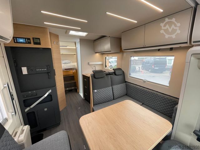 Daļēji integrēta kemperis ADRIA Matrix 60Y 670 SL JUBILEE *Sondermodell*