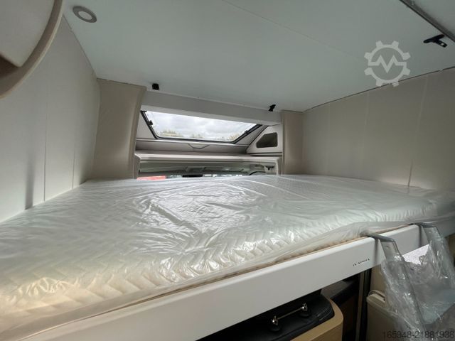 Daļēji integrēta kemperis ADRIA Matrix 60Y 670 SL JUBILEE *Sondermodell*