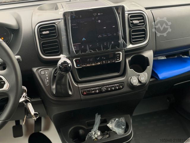 Daļēji integrēta kemperis ADRIA Matrix 60Y 670 SL JUBILEE *Sondermodell*