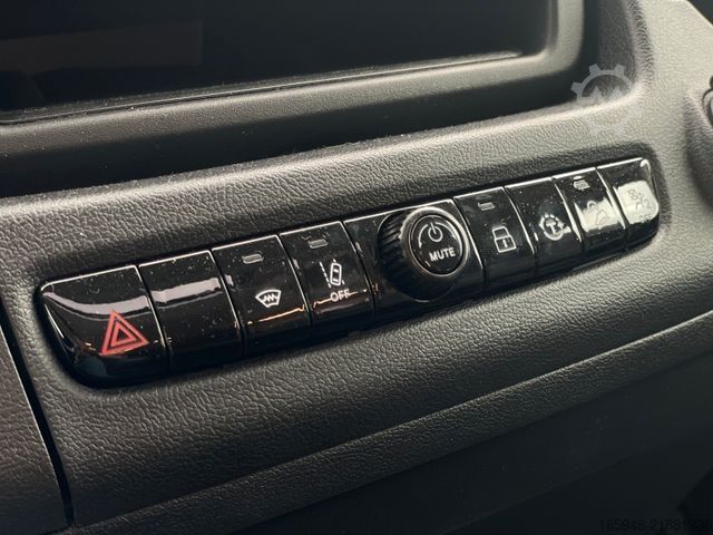 Daļēji integrēta kemperis ADRIA Matrix 60Y 670 SL JUBILEE *Sondermodell*