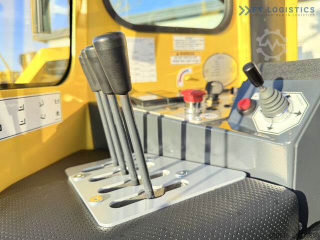 4-way forklift Combilift C4000 / GAS / WIDE SELECTION OF FORKLIFT