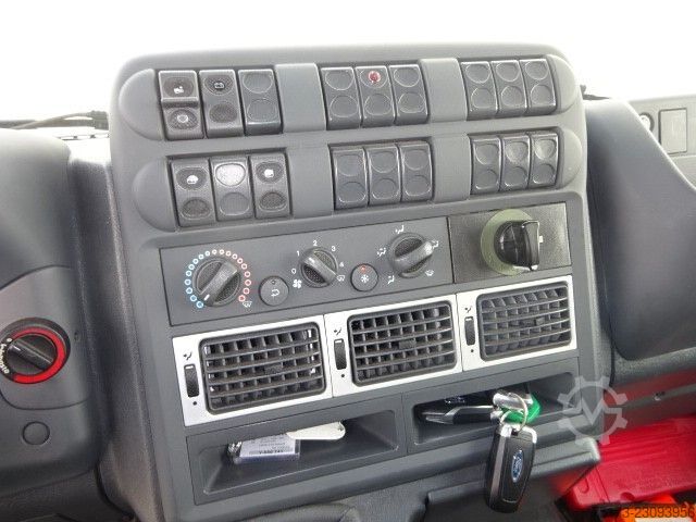 Truk flatbed IVECO EuroCargo 100E 22WS 2t HümS  4x4 Single Berreif